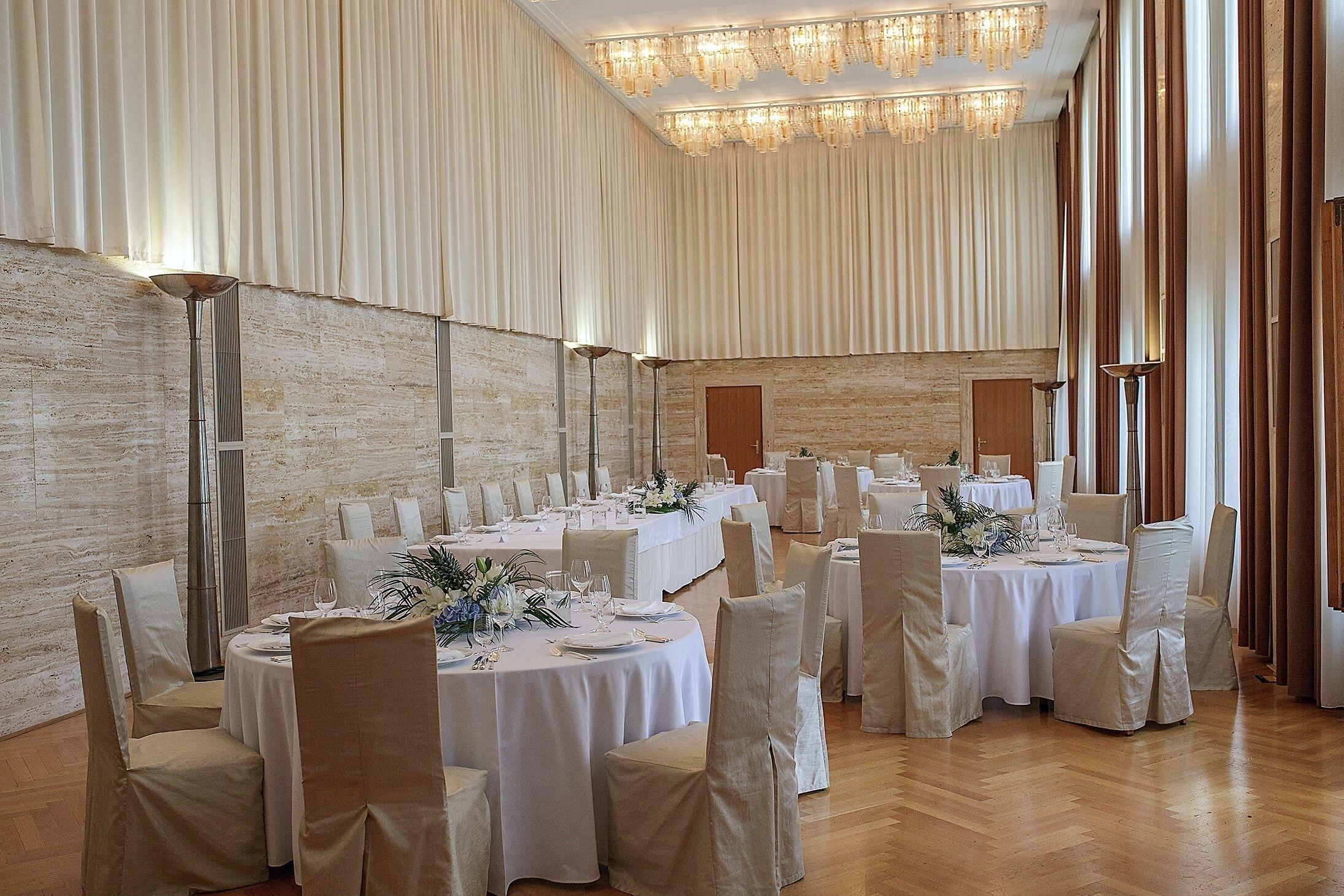 banquet hall