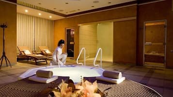 Tratamientos corporales y masajes con piedras calientes