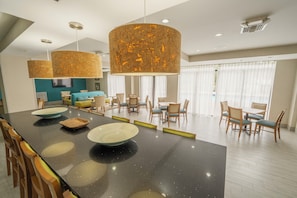 Free daily buffet breakfast - Hampton Inn Jacksonville South/I-95 at JTB (Jacksonville)