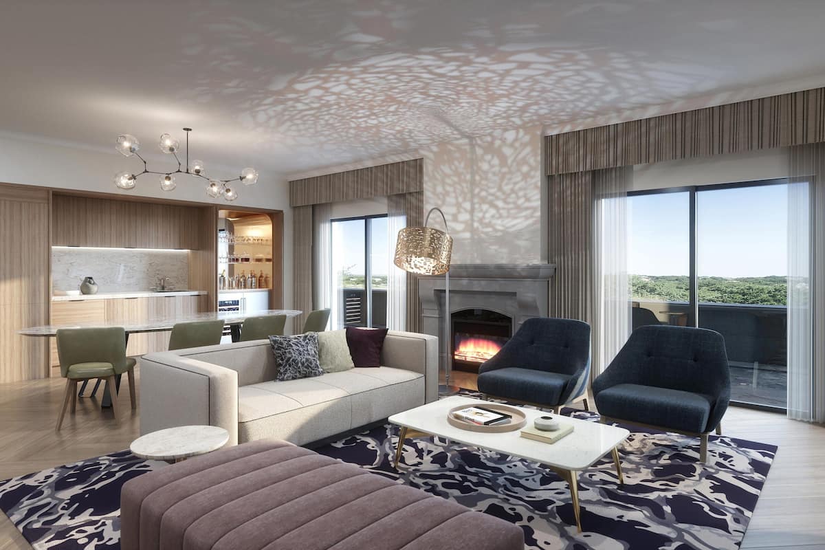 premium bedding, pillow-top beds, in-room safe, desk