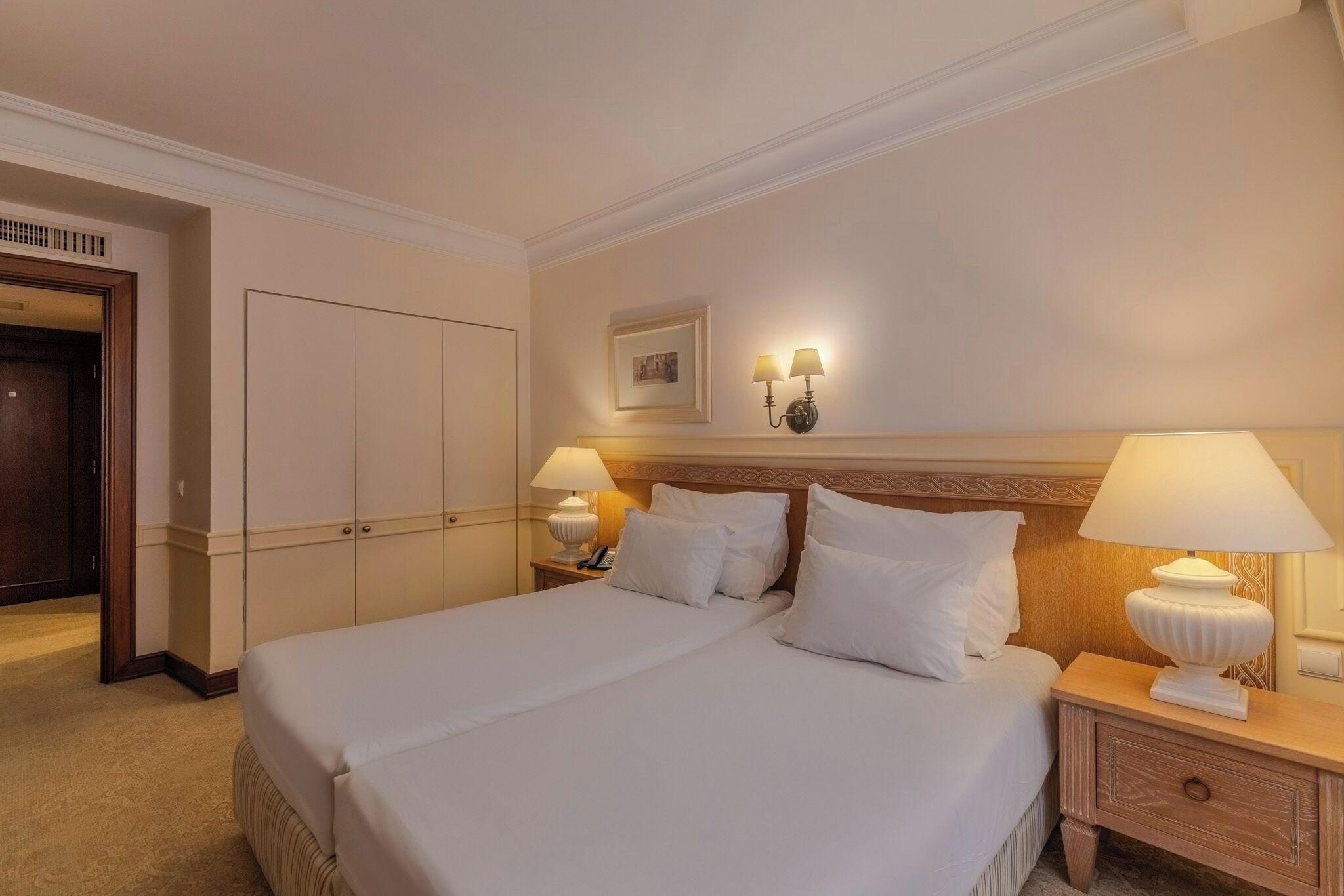 Kamar Twin Klasik | Brankas, tirai kedap cahaya, kedap suara, dan seprai linen