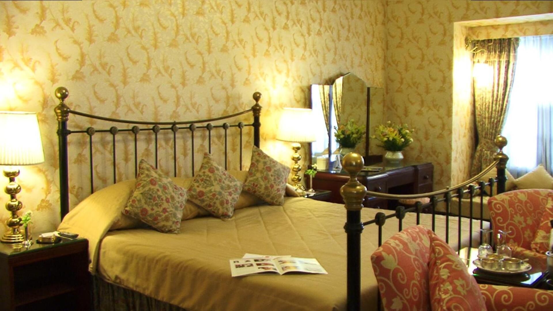 premium bedding, select comfort beds, minibar, in-room safe