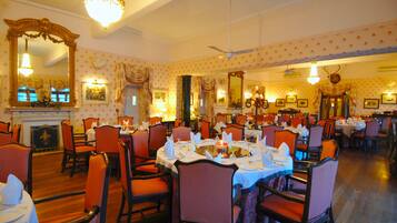 Daily buffet breakfast (INR 700 per person)