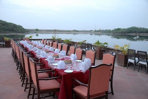 Espace banquet en plein air