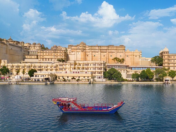 Taj Fateh Prakash Palace - Udajpur