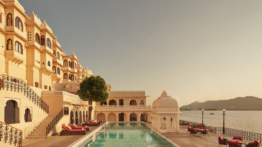 Taj Fateh Prakash Palace