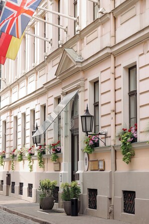 Exterior - Grand Palace Hotel – Small Luxury Hotels of the World (Riga)