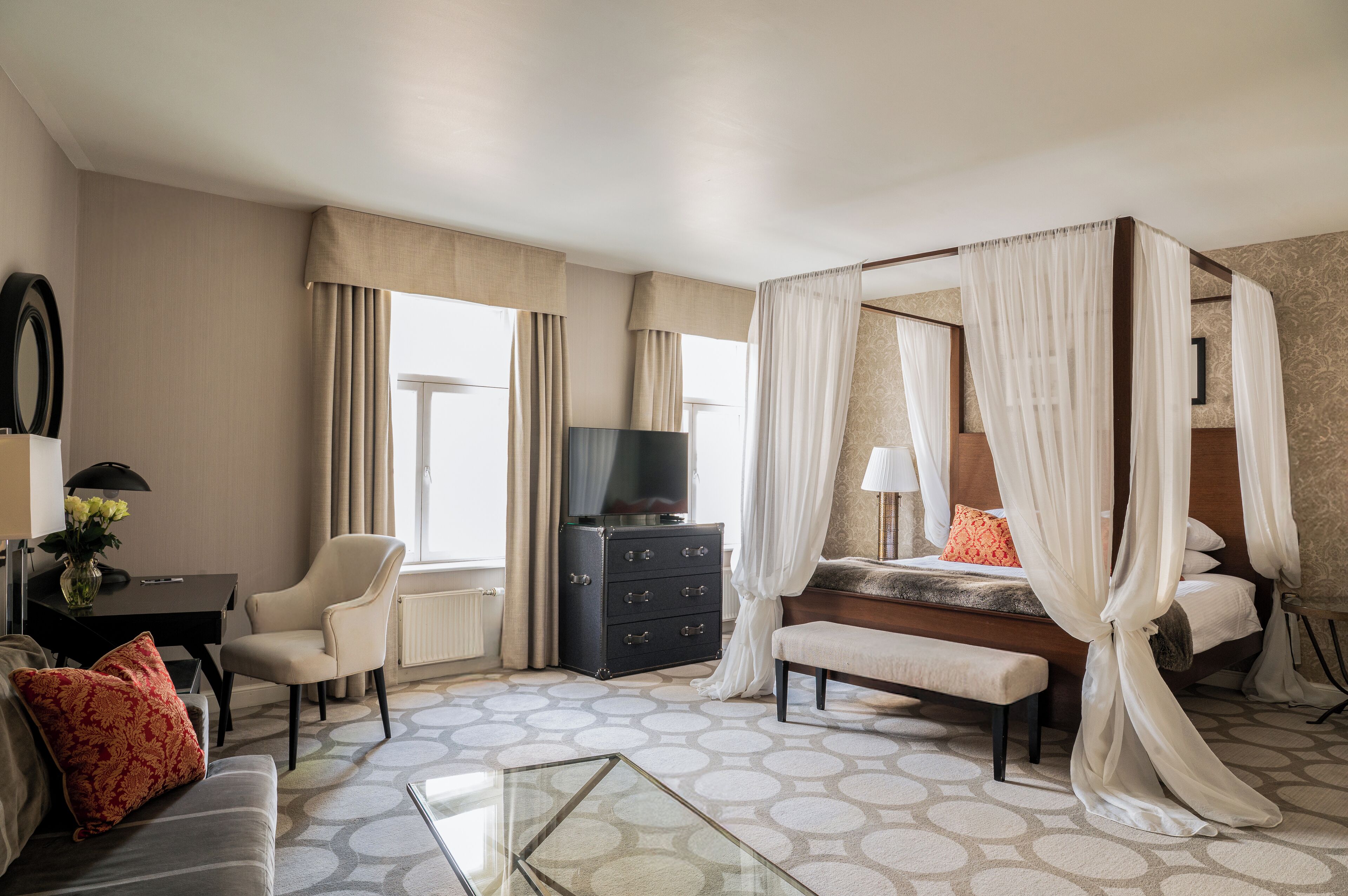 Suite Junior (King) | Minibar, coffres-forts dans les chambres, bureau