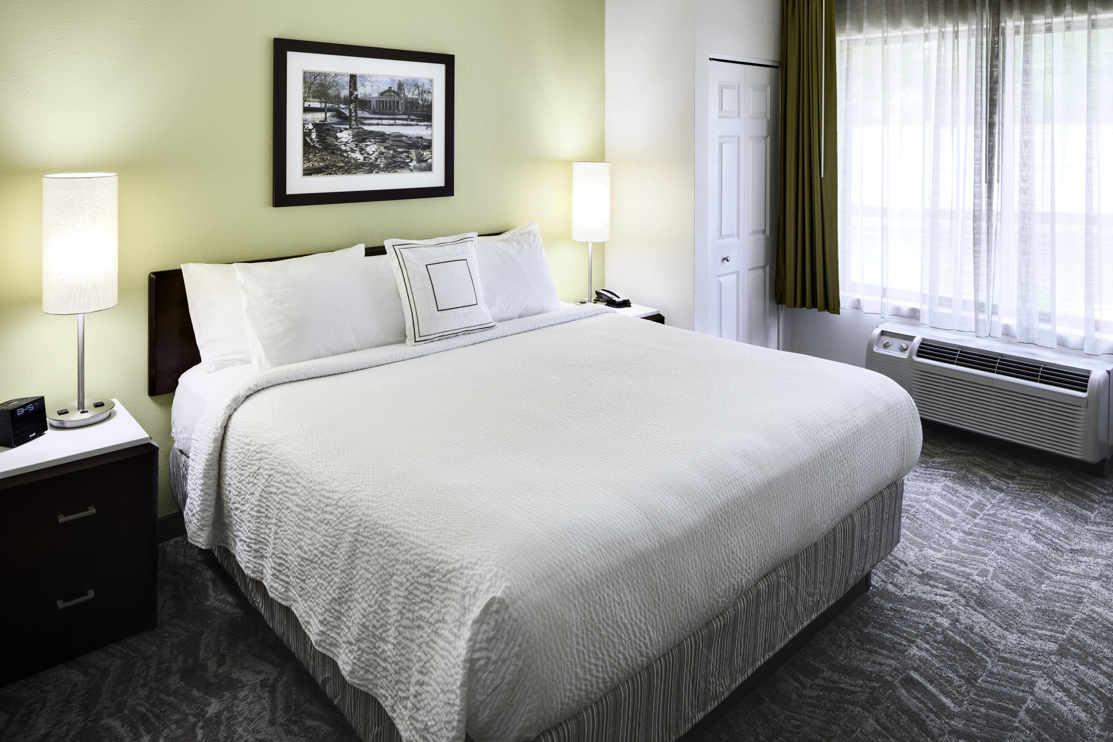 in-room safe, desk, laptop workspace, iron/ironing board