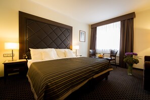Deluxe Double or Twin Room (with extra bed) | 1 bedroom, minibar, in-room safe, desk