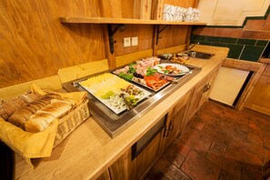 Tägliches inbegriffenes Frühstücksbuffet
