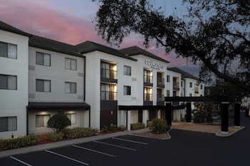Courtyard by Marriott Lakeland