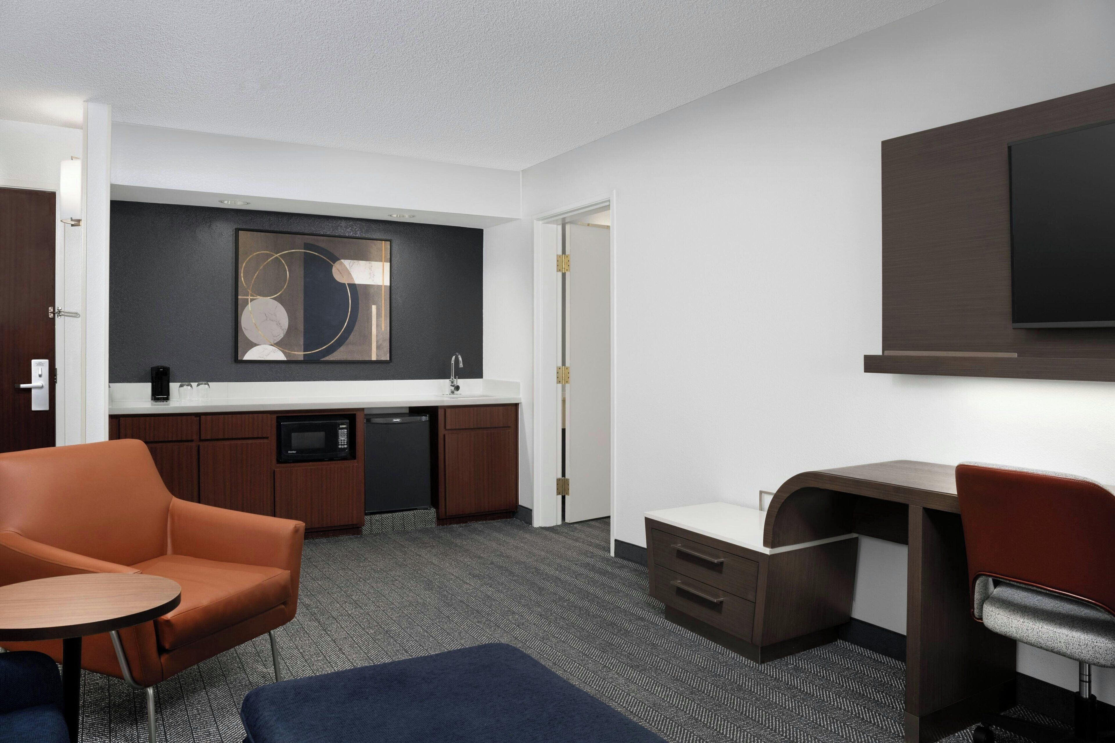 Photo - Courtyard by Marriott Lakeland