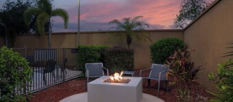 Courtyard by Marriott Lakeland
