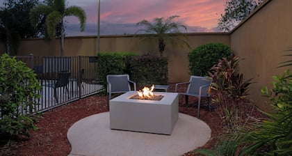 Courtyard by Marriott Lakeland