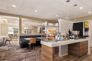 Free daily continental breakfast