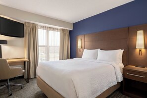1 bedroom, premium bedding, pillowtop beds, individually decorated