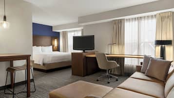 1 bedroom, premium bedding, pillowtop beds, individually decorated