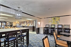 Desayuno continental incluido los fines de semana