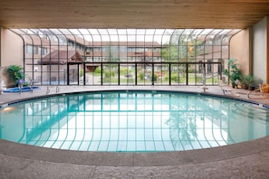 Piscine couverte