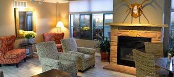 The Great Falls Inn by Riversage
