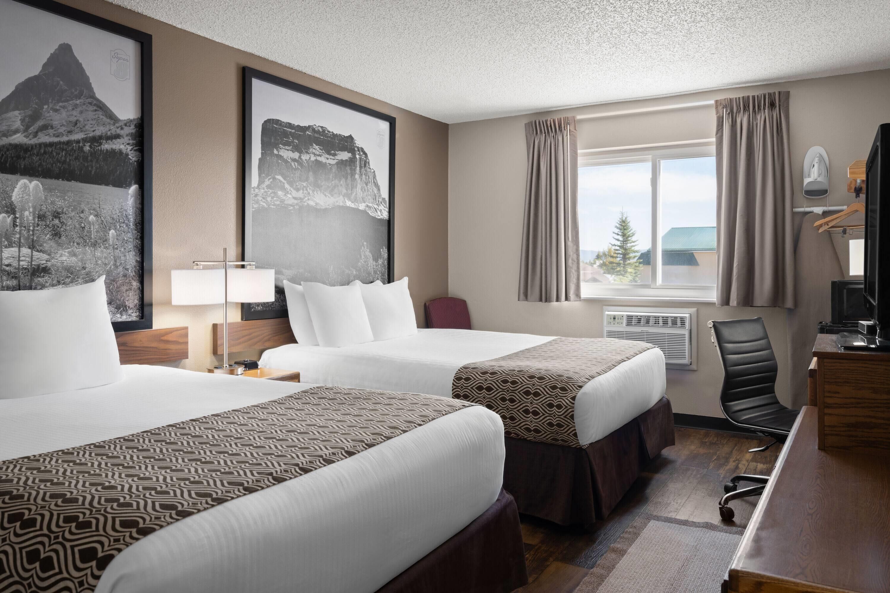 Economy Room, 2 Queen Beds, Non Smoking