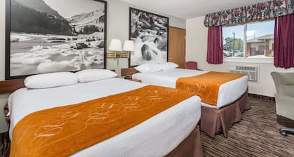 Super 8 by Wyndham Lewistown