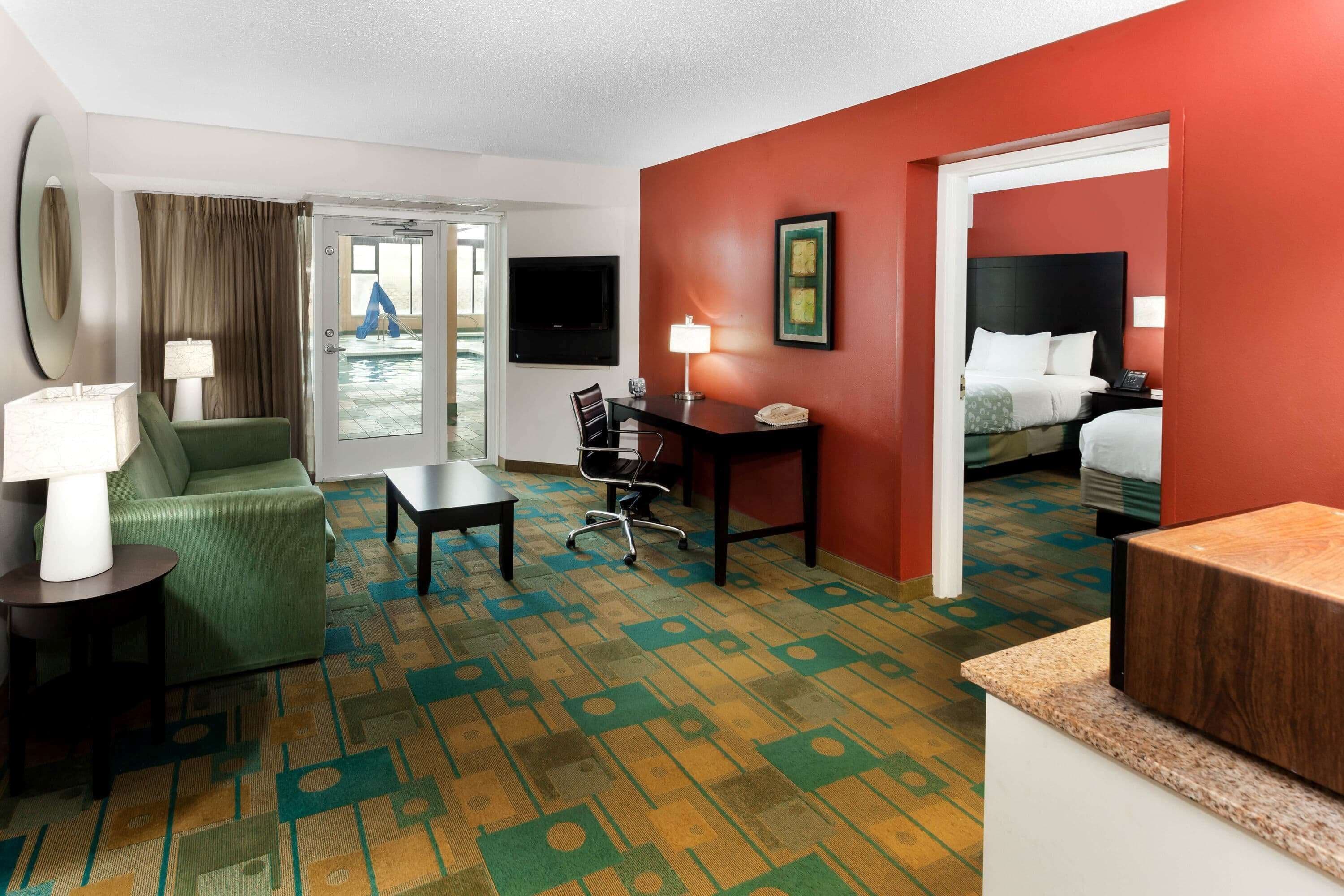 Premium bedding, pillowtop beds, desk, laptop workspace