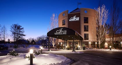 Inn On Woodlake
