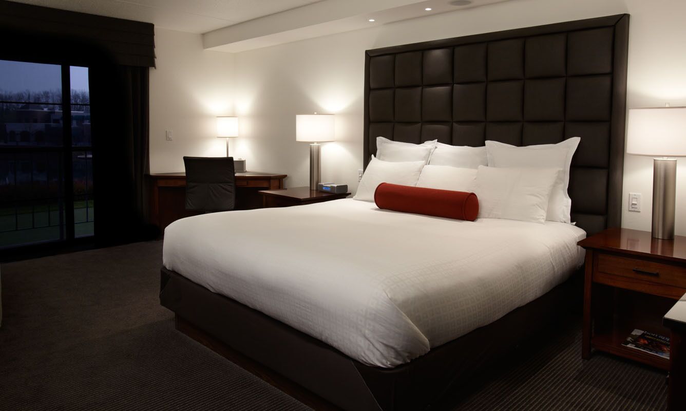 egyptian cotton sheets, premium bedding, down duvets, in-room safe