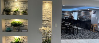 La Quinta Inn and Suites by Wyndham Cincinnati North