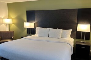 Room, 1 King Bed, Non Smoking | Premium bedding, desk, laptop workspace, blackout drapes