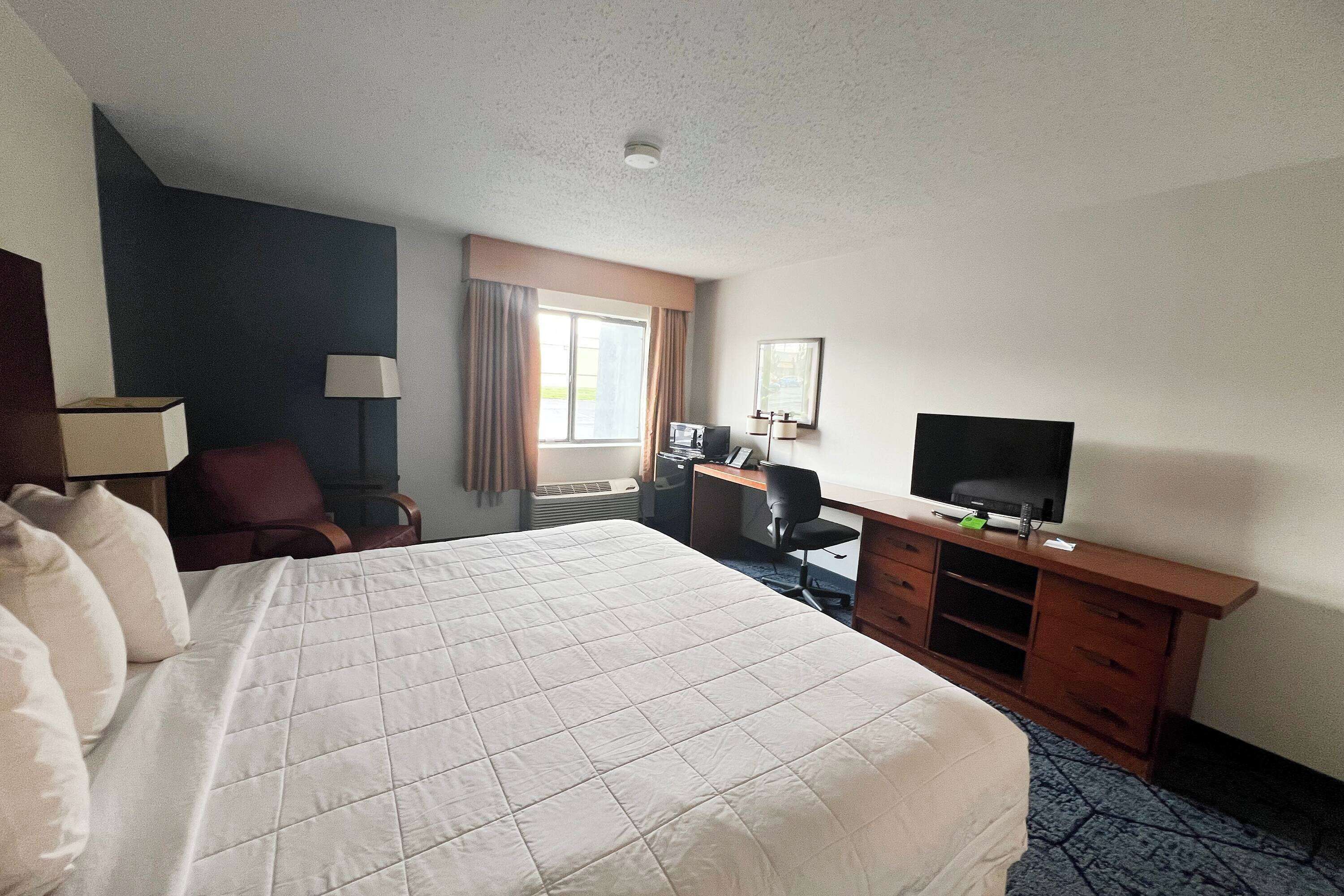 Ropa de cama de alta calidad y escritorio 