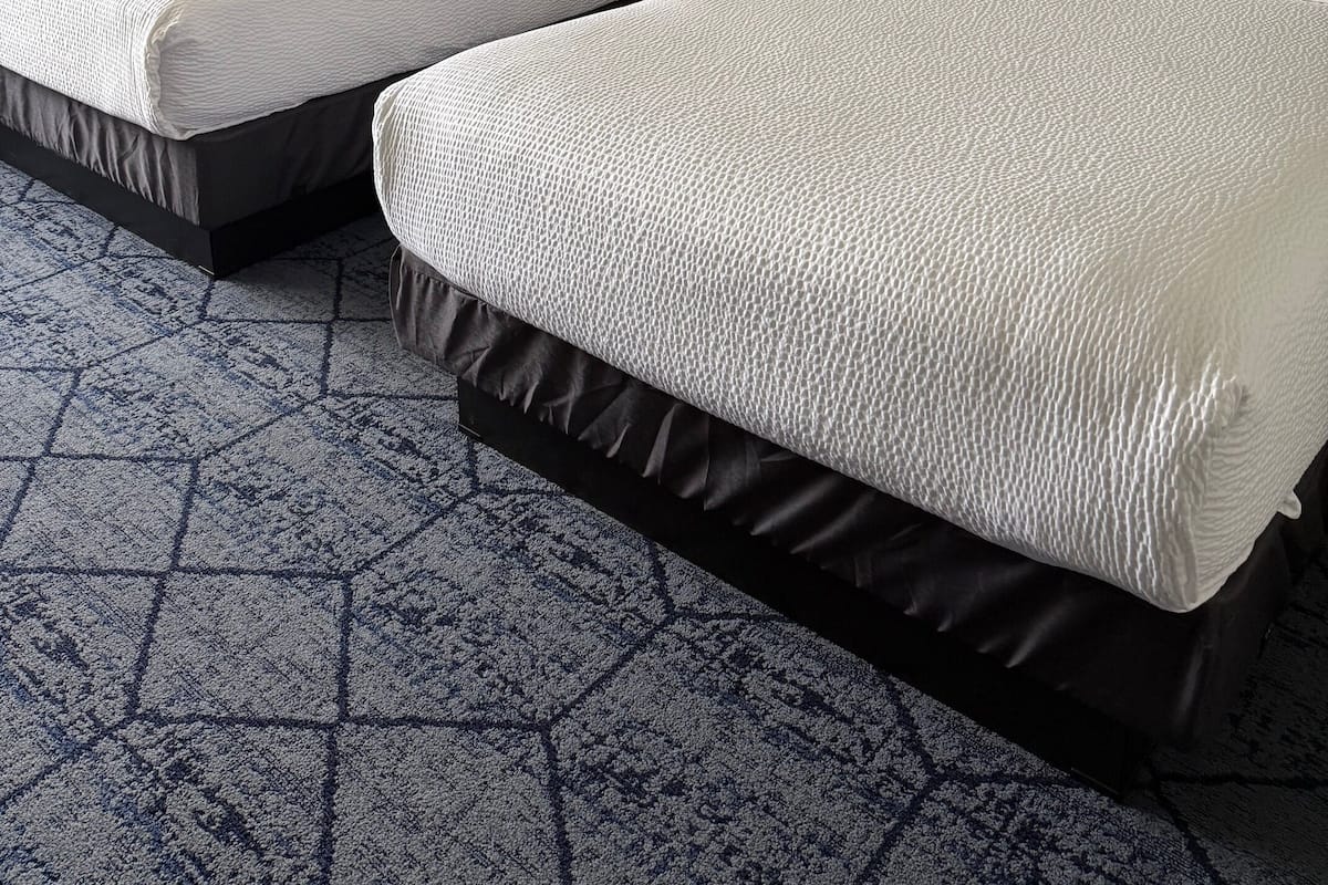 Premium bedding, desk, iron/ironing board, free cots/infant beds