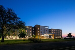 Exterior - Fairfield Inn & Suites by Marriott Columbus Airport (Columbus)