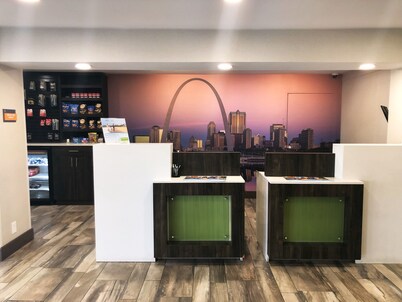 La Quinta Inn by Wyndham St. Louis Hazelwood - Airport North