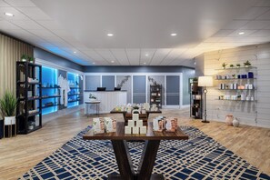 Couples treatment rooms, sauna, hot tub, steam room, body treatments