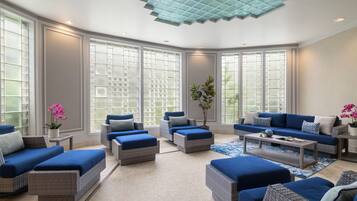 Couples treatment rooms, sauna, hot tub, steam room, body treatments