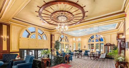 The Lafayette A grand Riverboat Era Hotel
