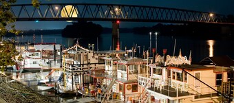 The Lafayette A grand Riverboat Era Hotel