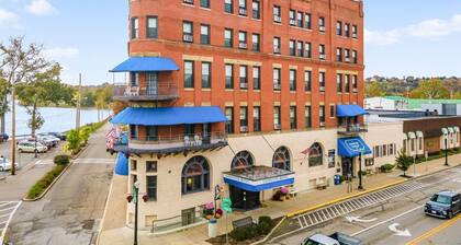 The Lafayette A grand Riverboat Era Hotel