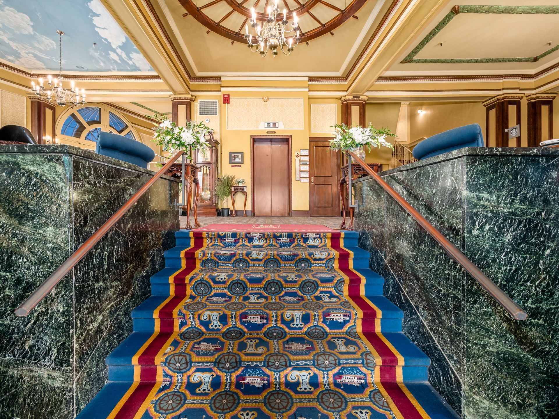 1 bedroom, in-room safe, individually decorated, individually furnished