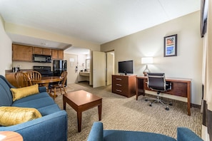 Suite, 1 chambre, non-fumeur | 6 chambres, literie de qualité, coffre-fort, bureau