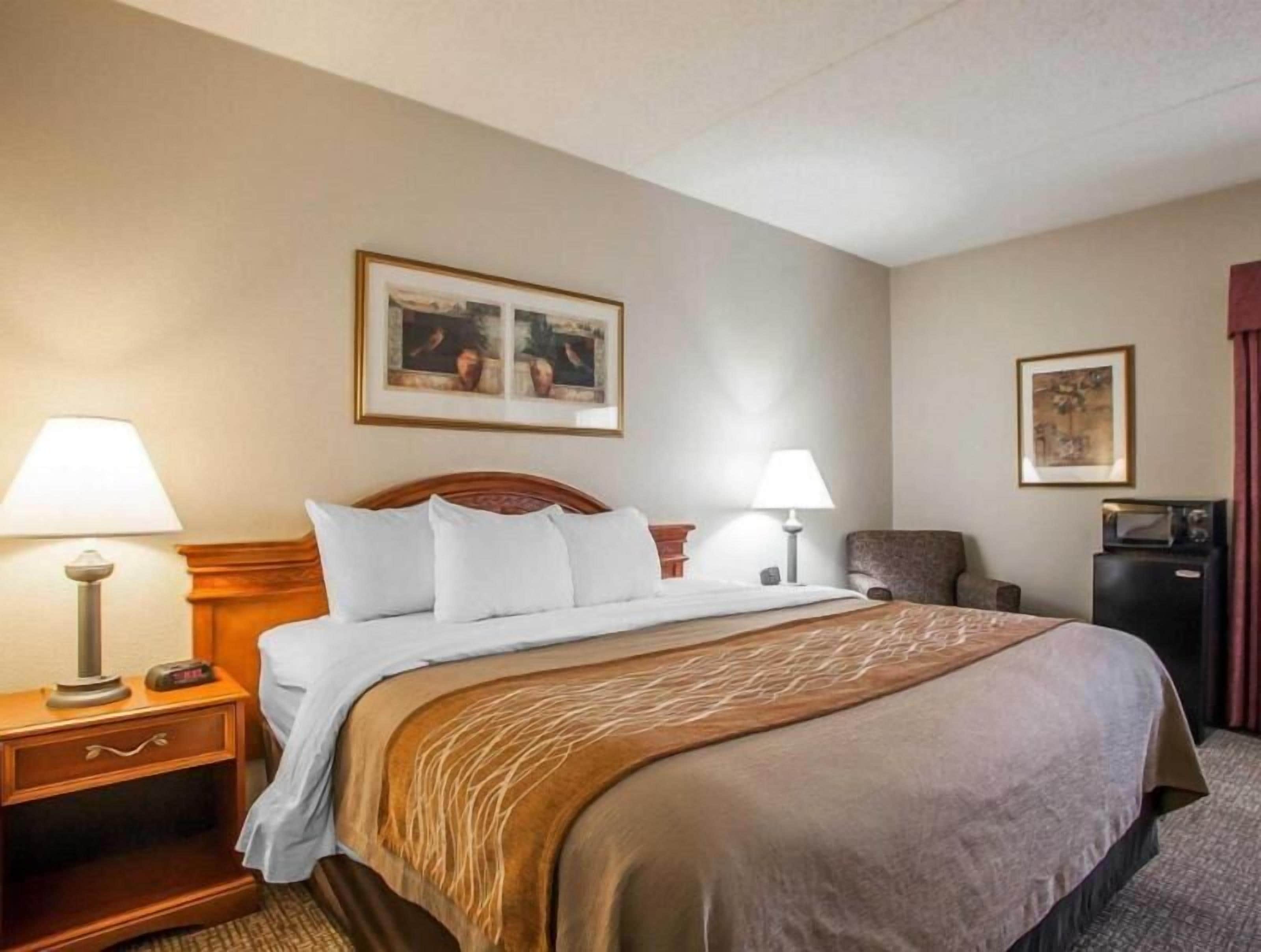 6 chambres, literie de qualité, coffre-fort, bureau