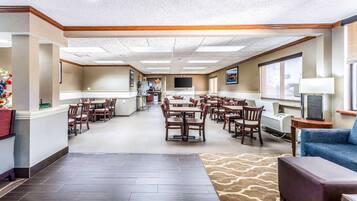 Ilmainen buffetaamiainen