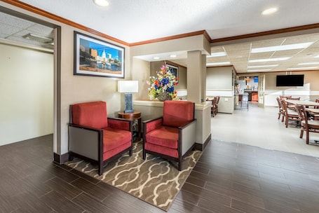 Lobby. Comfort Inn Festus - St Louis South