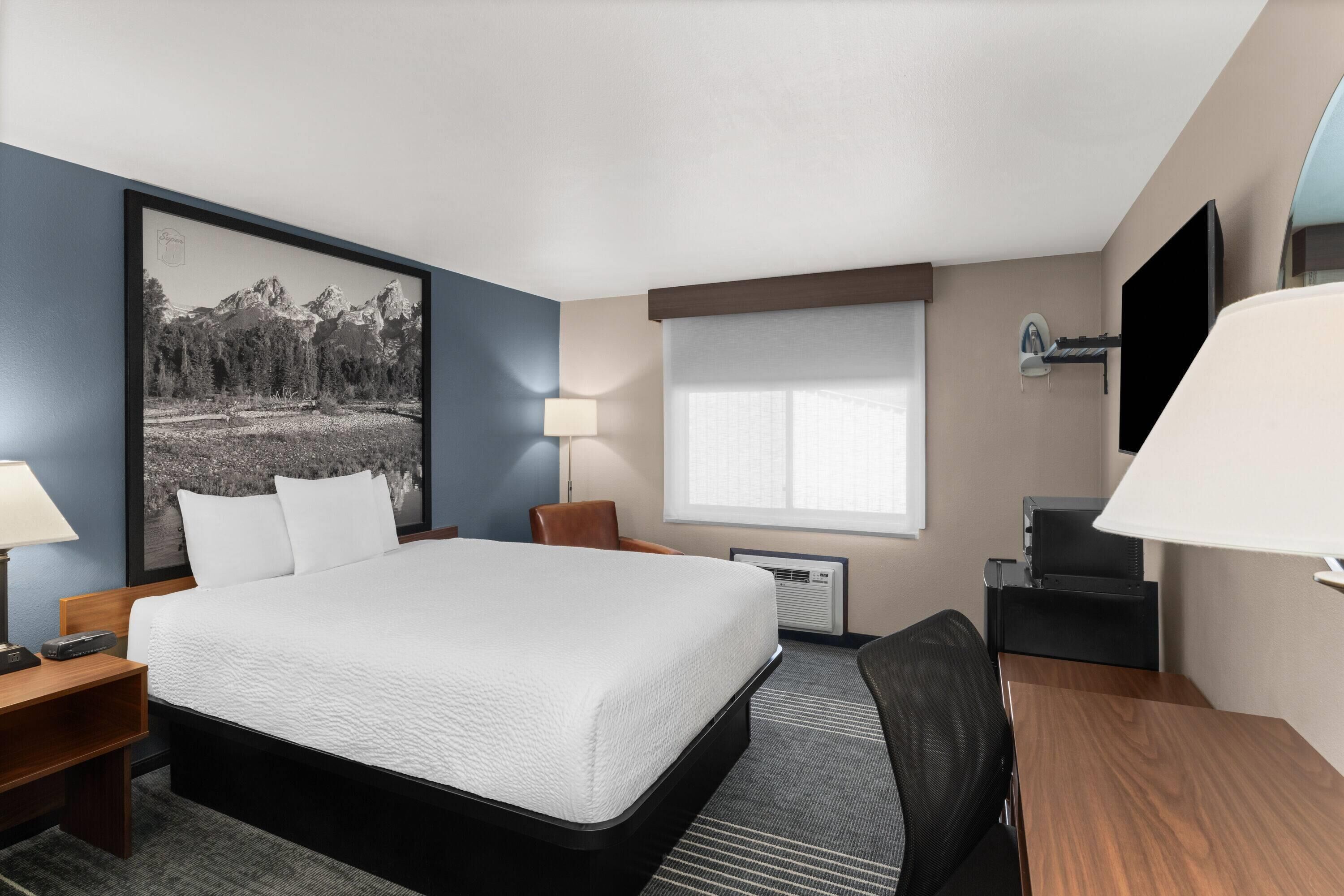Room, 1 Queen Bed, Non Smoking
