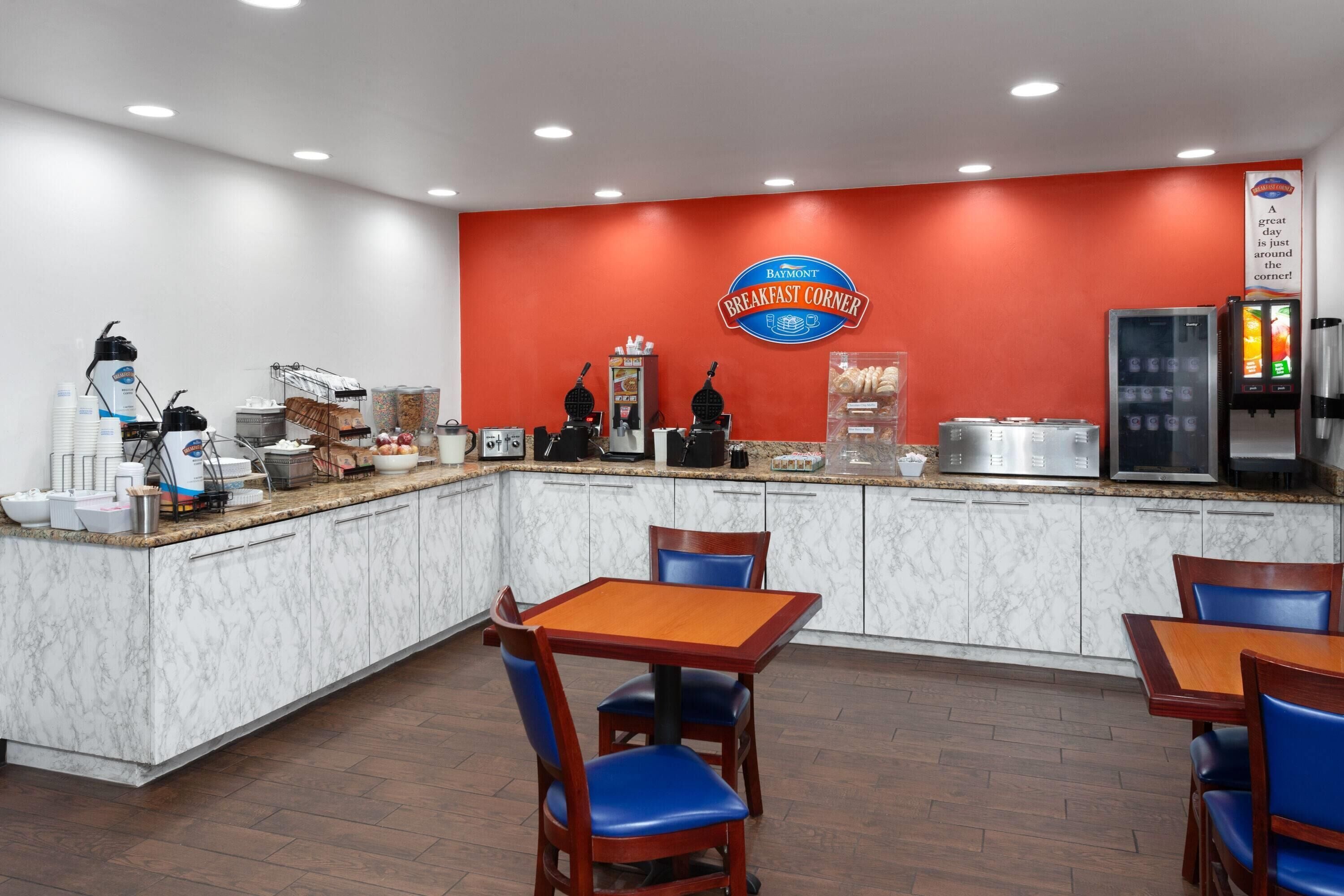 free daily continental breakfast