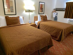 Desk, iron/ironing board, rollaway beds, free WiFi