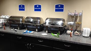 Desayuno buffet incluido todos los días